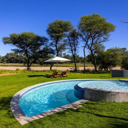 Timbila Camp Namibia Villa โอมารูรู ภายนอก รูปภาพ